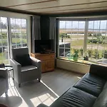 Chalet 17e Straatje *