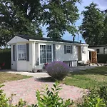 17e Straatje Chalet *