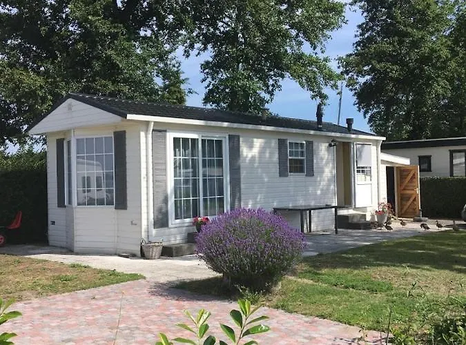 17e Straatje Chalet *